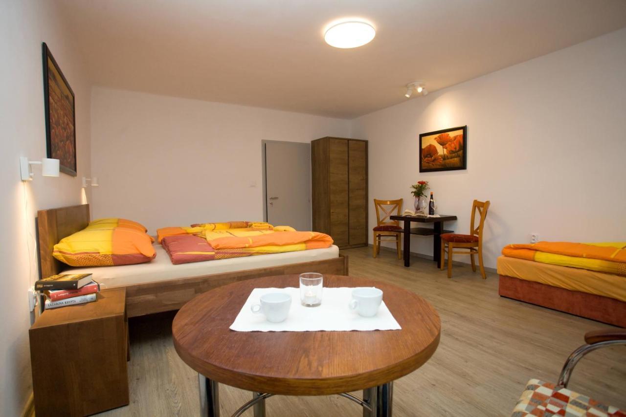 Apartmany Zak Frymburk Exterior photo